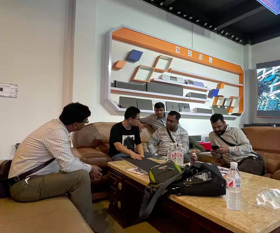 Indian Customer Visits BAITRONICS Factory2